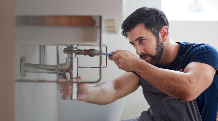 Tankless water heater installation in Schneider, IN